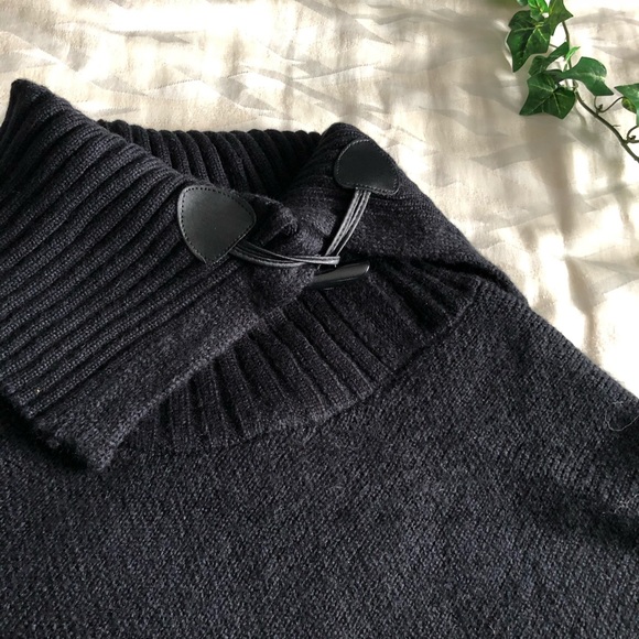 Cleo Knit Poncho Shawl - Picture 3 of 5